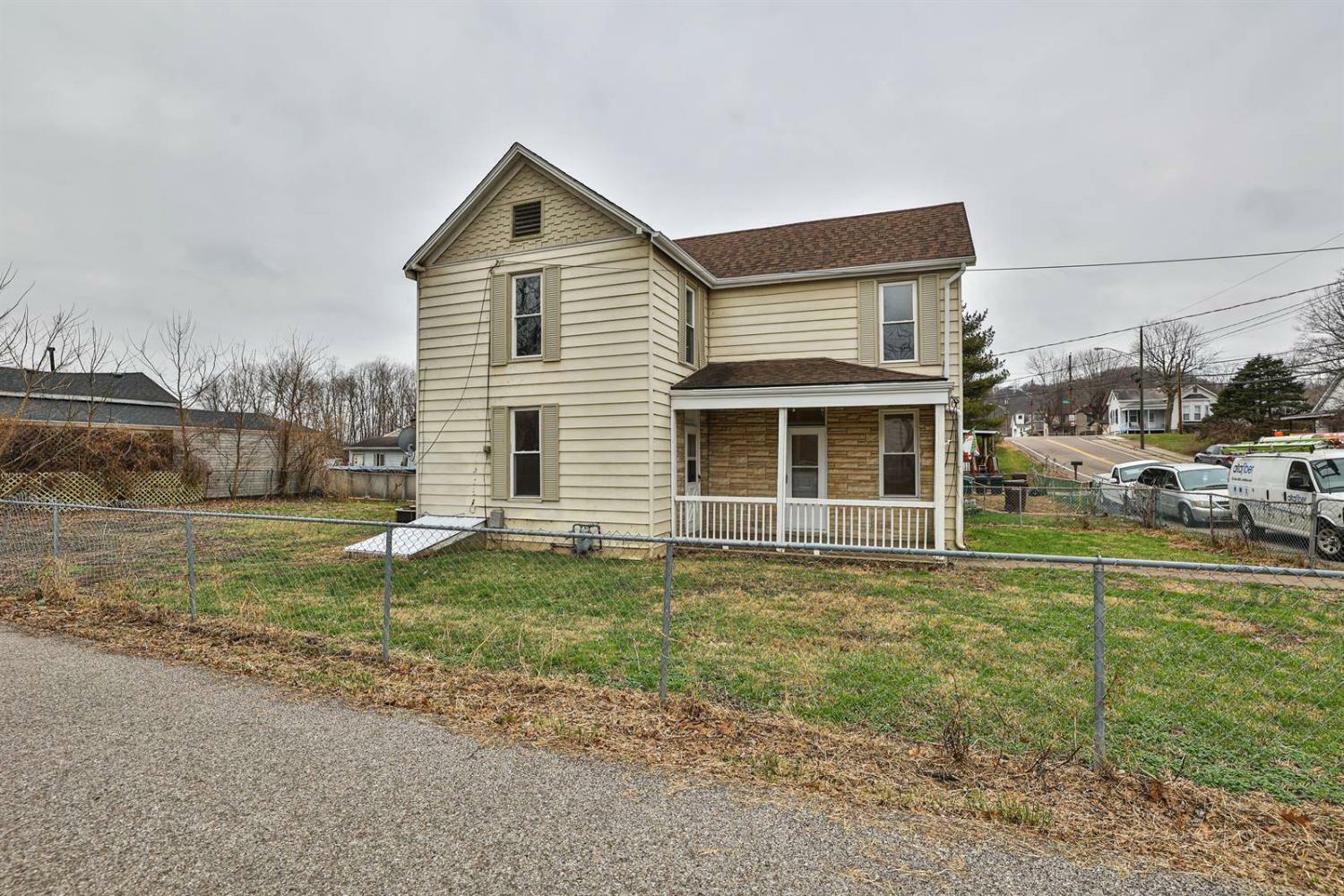 Property Photo:  105 Hooven Rd  OH 45033 