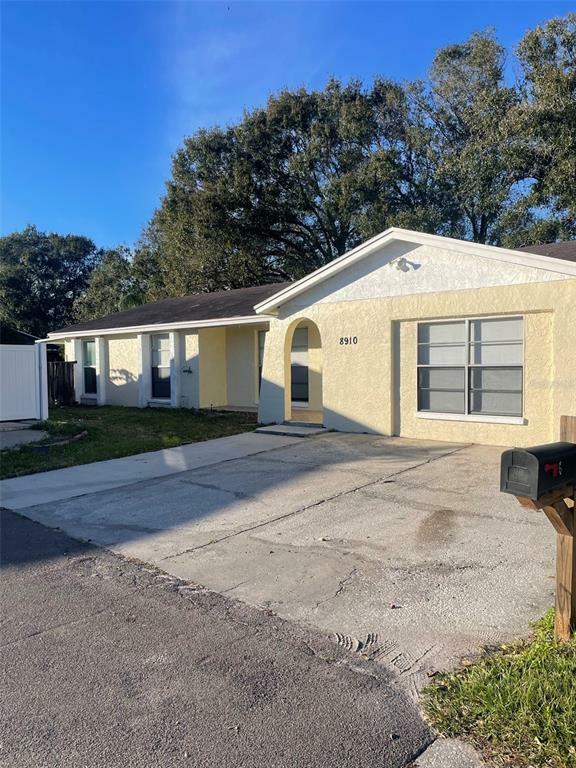 8910 Bay Bridge Court  Tampa FL 33634 photo