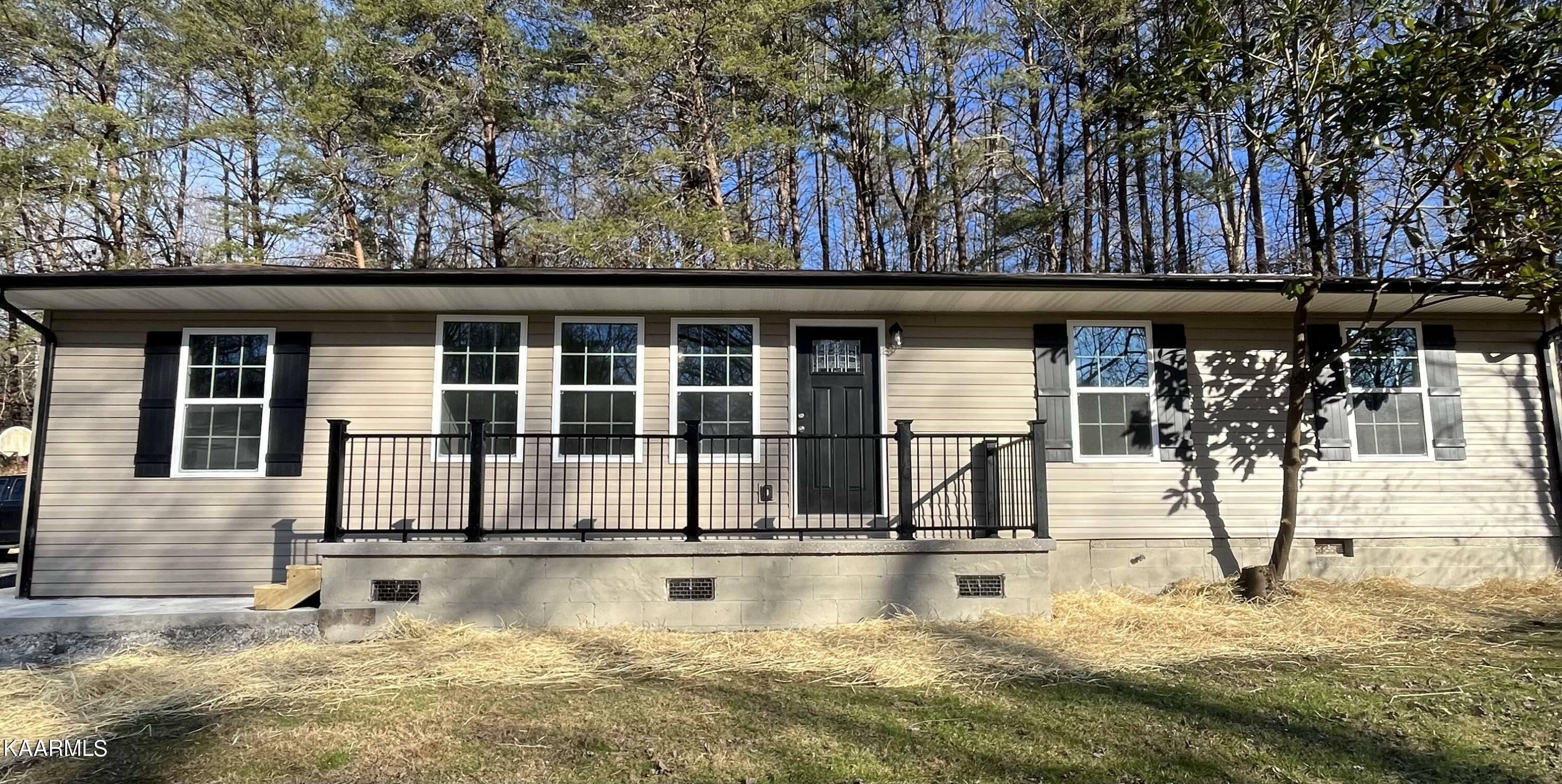 Property Photo: 7528 Yount Rd TN 37931
