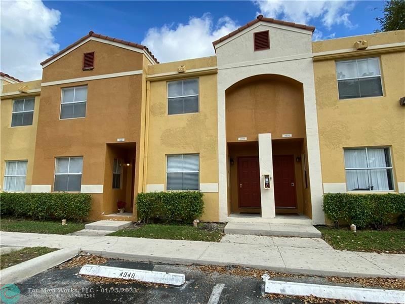 Property Photo:  4040 NW 90th Ave  FL 33351 