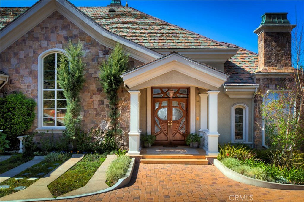 Property Photo: 19051 Cerro Villa Drive CA 92861