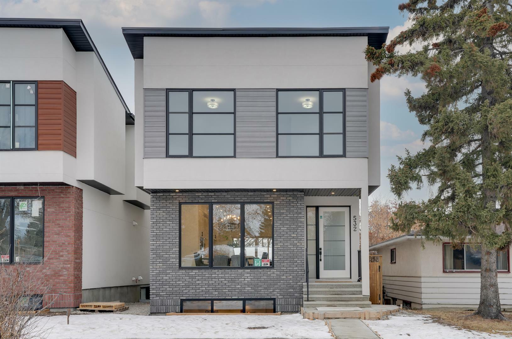 Property Photo: 532 Northmount Drive NW AB T2K 3H9