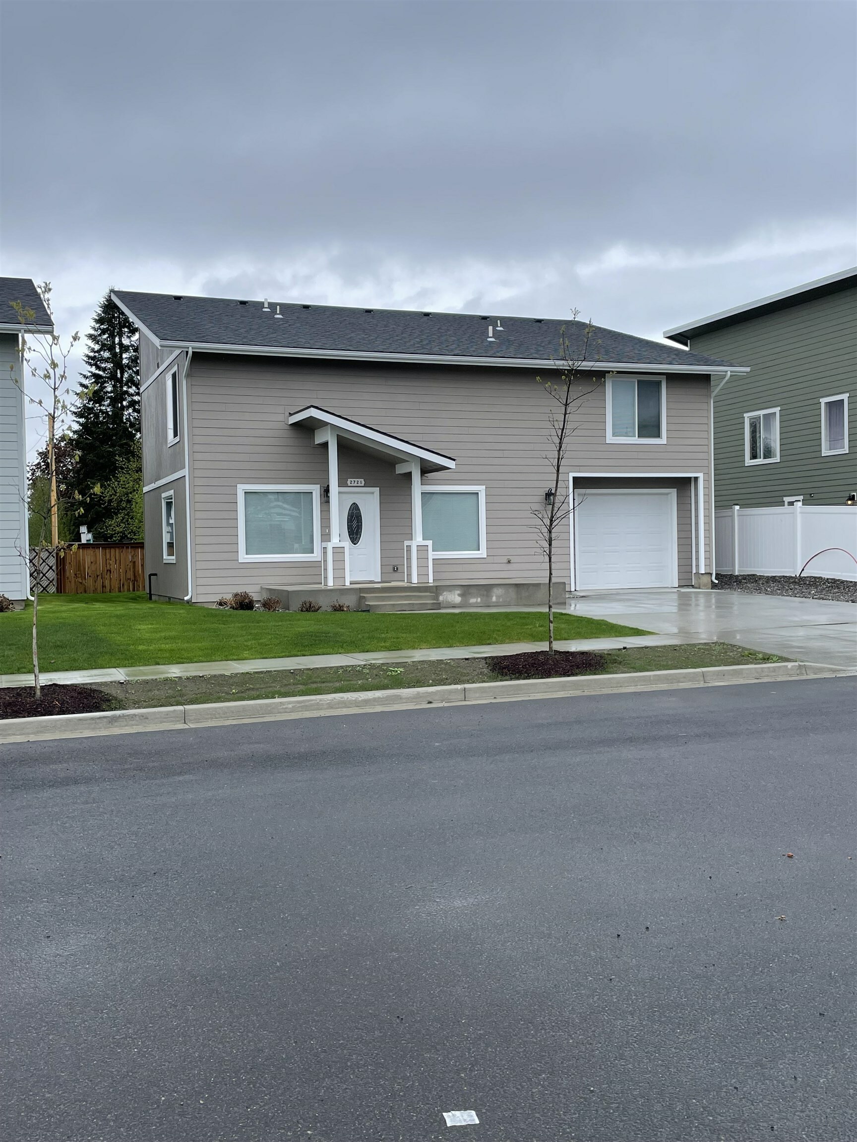 Property Photo: 2721 N Miami Ct WA 99217