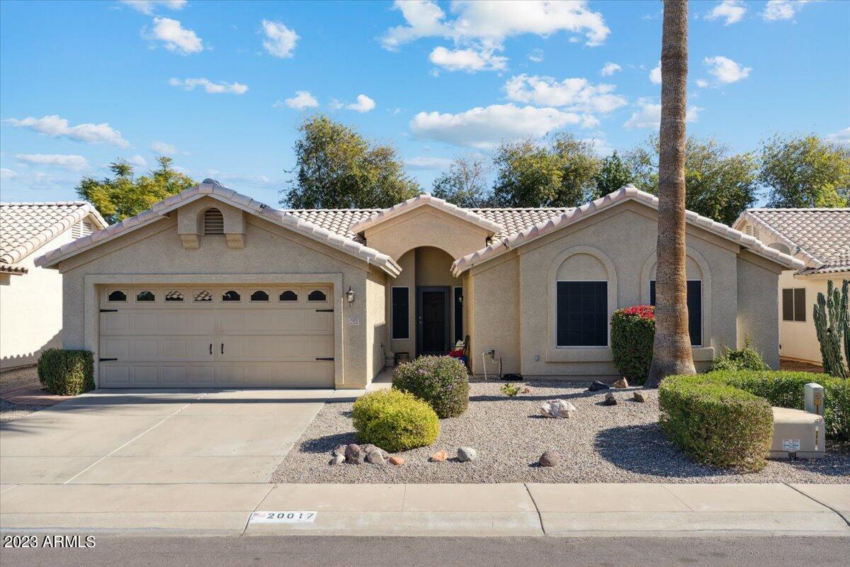 Property Photo: 20017 N 75th Drive AZ 85308