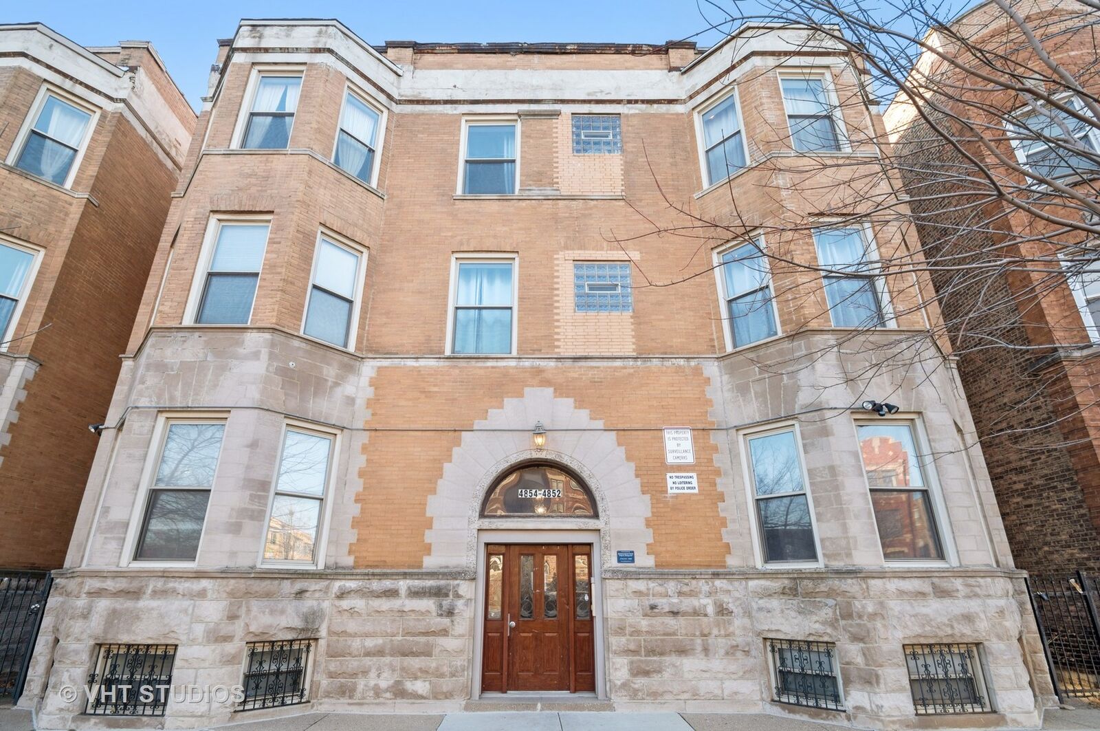 Property Photo: 4854 S Prairie Avenue 1 IL 60615