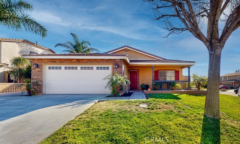 Property Photo:  15337 Wood Duck Street  CA 92336 