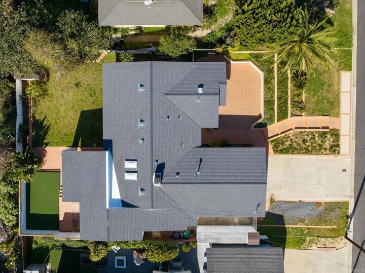 Property Photo:  2391 Cipriano Ln  CA 92008 