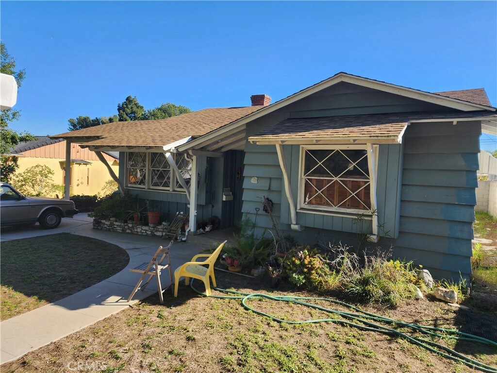 Property Photo:  26402 Governor Avenue  CA 90710 