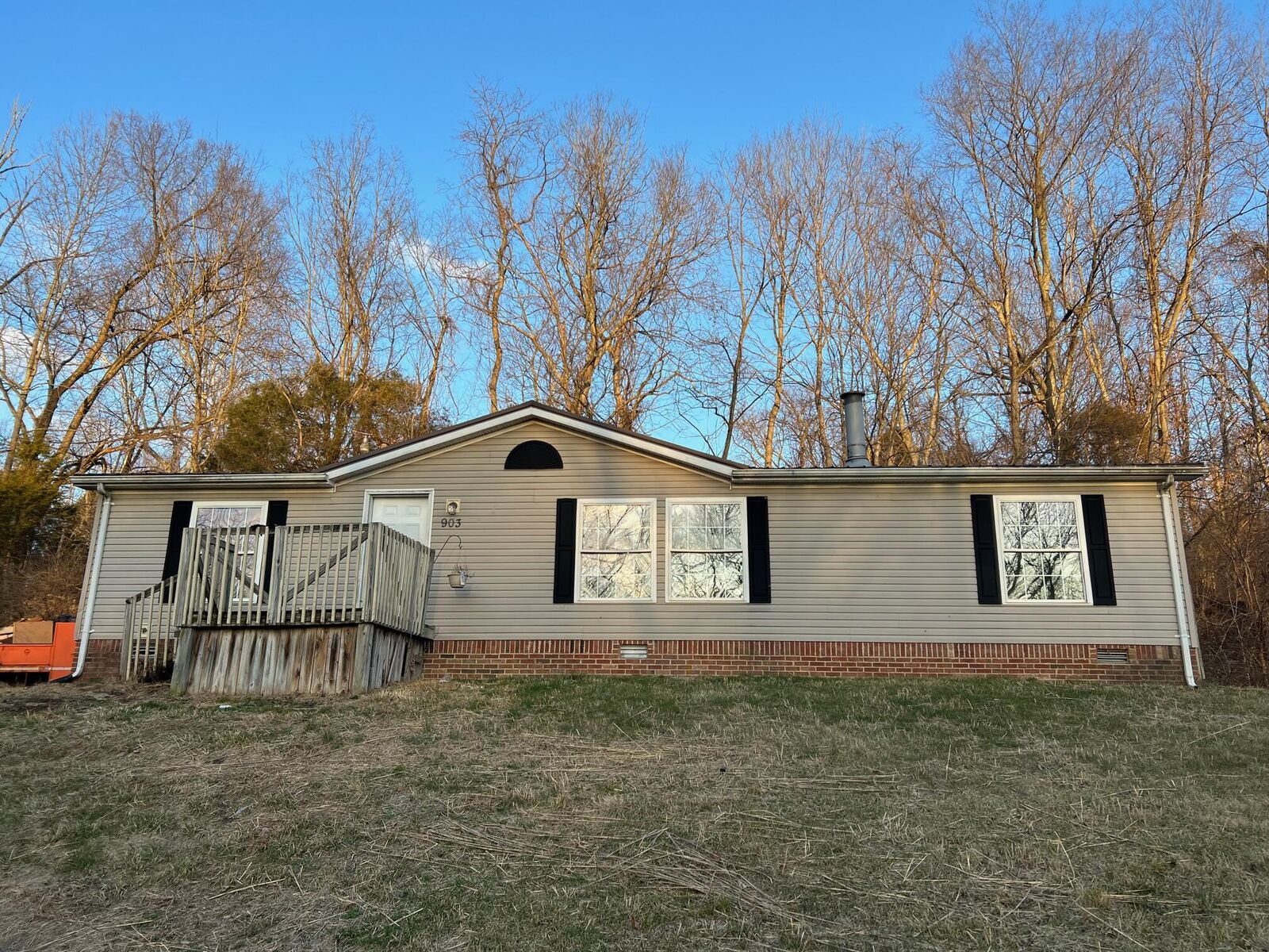 Property Photo:  903 New Haven Road  KY 40444 