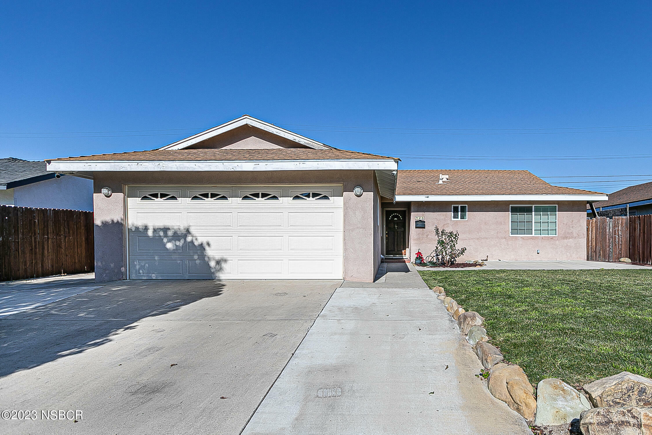 Property Photo: 925 W Lime Avenue CA 93436