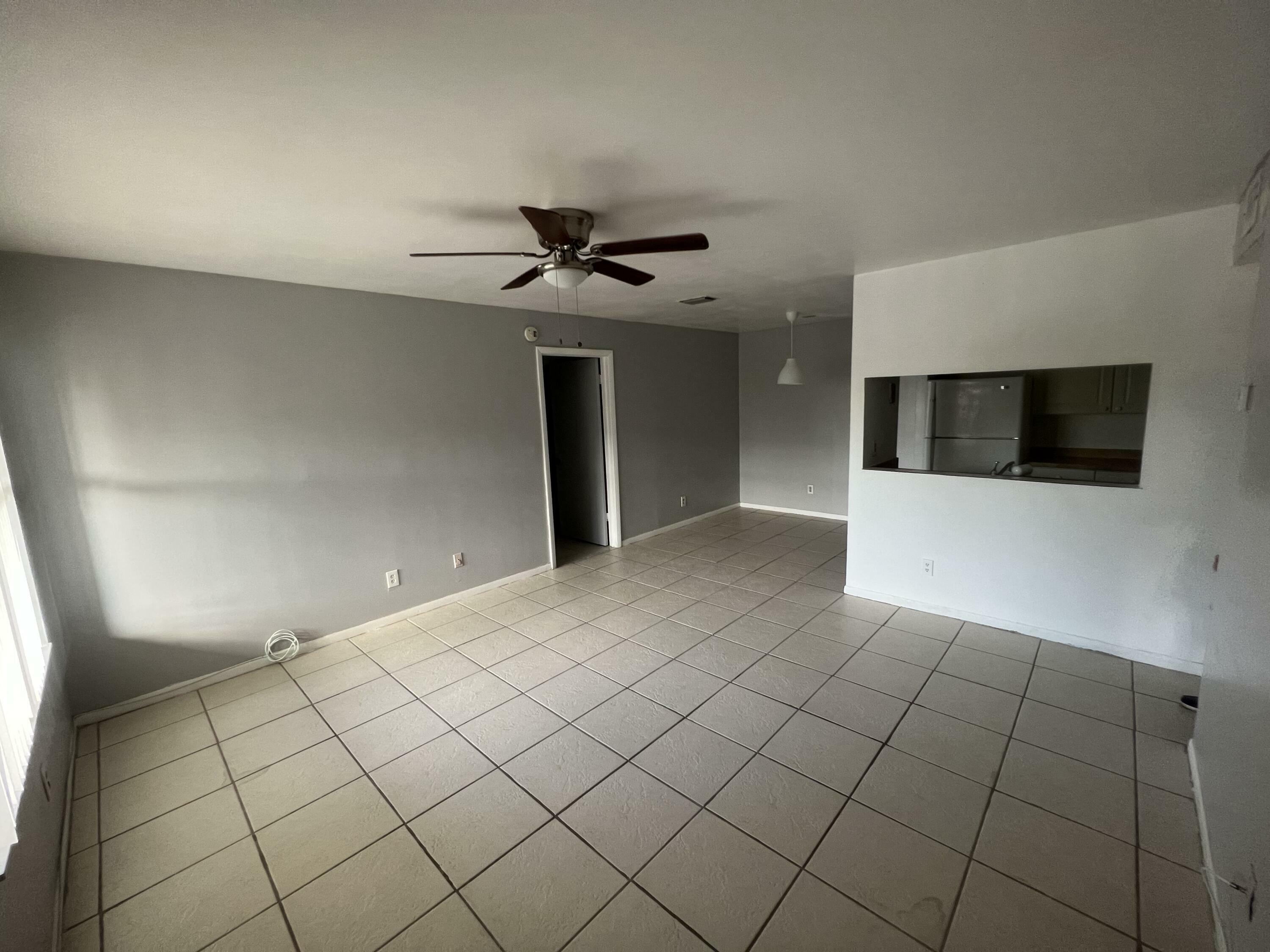 Property Photo:  10020 Winding Lake Road 201  FL 33351 