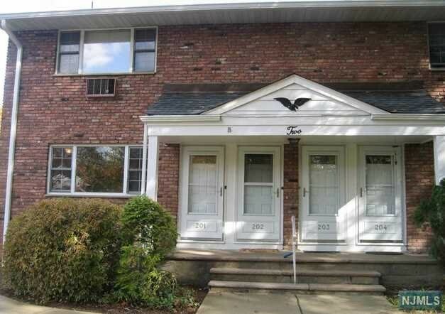 Property Photo:  205 Washington Drive  NJ 07446 