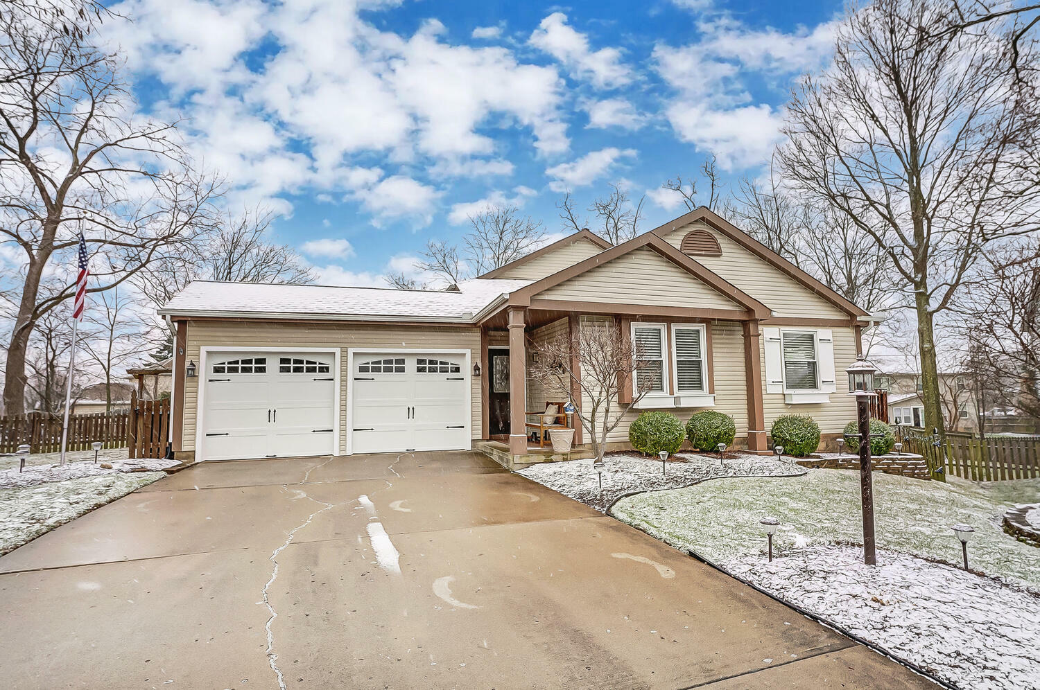 Property Photo: 310 Royal Wood Court OH 45377