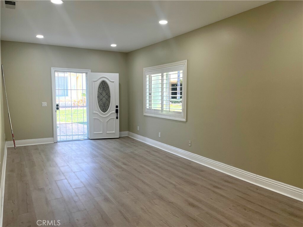 Property Photo: 112 S Montgomery Way B CA 92807