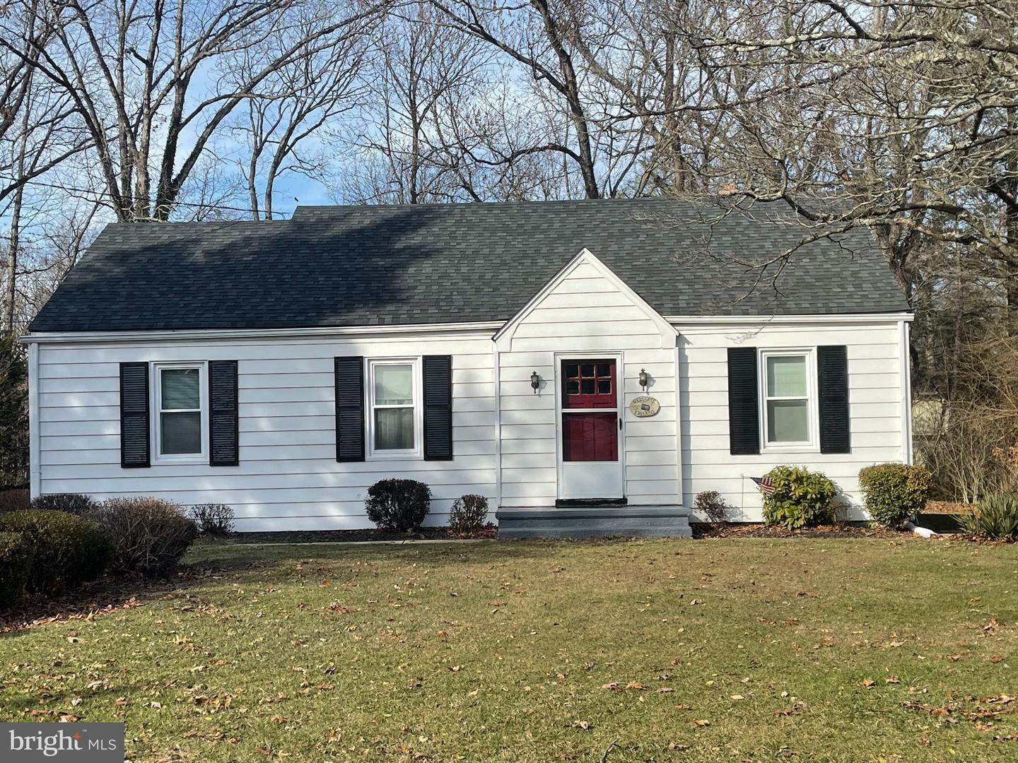 Property Photo: 76 Pindale Drive NJ 08318