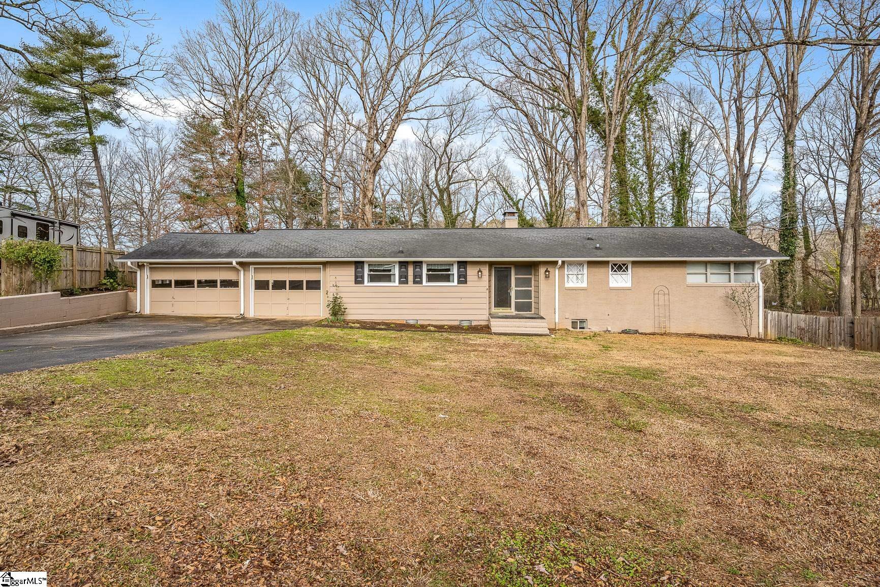 Property Photo: 226 Vesper Circle SC 29662