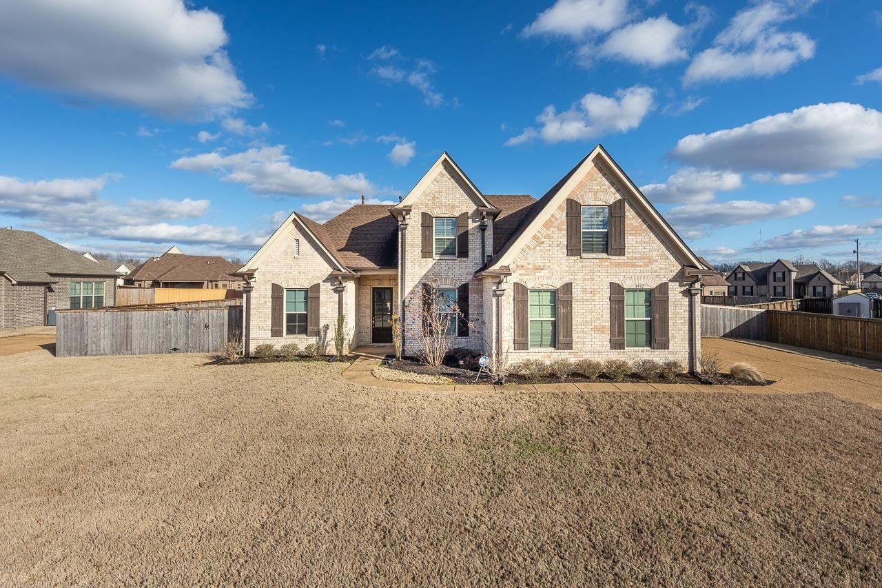 Property Photo: 3592 Wellwick Dr TN 38133