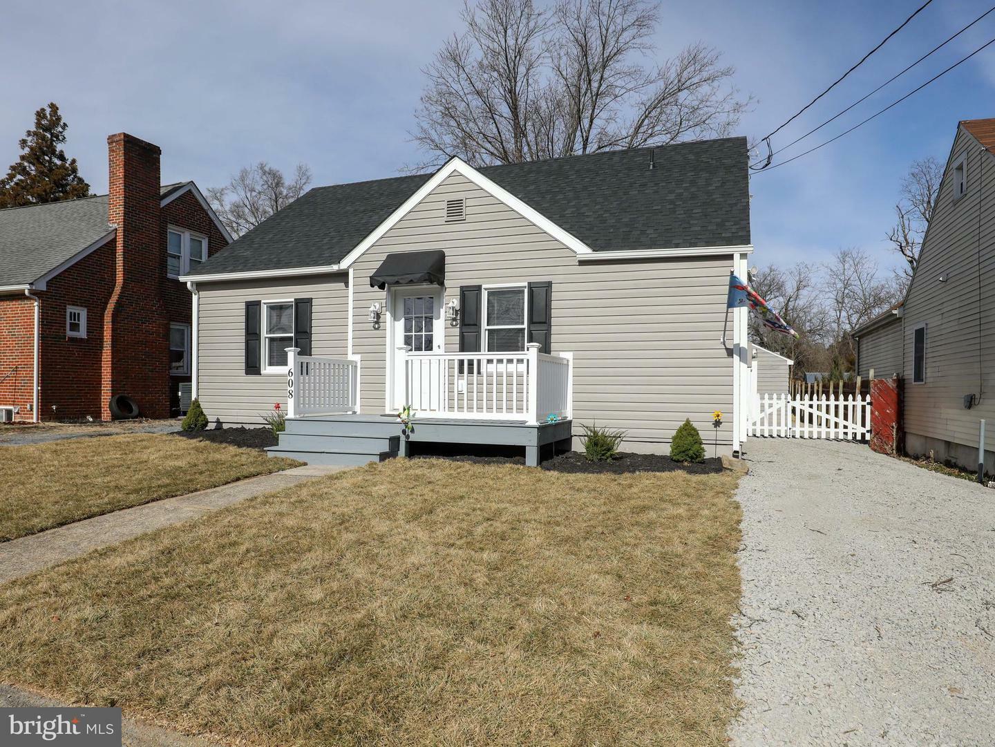 Property Photo: 608 Patterson Avenue VA 22601