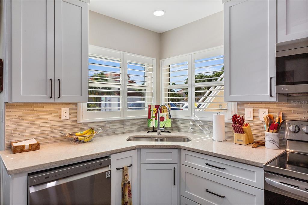Property Photo: 6151 Bahia Del Mar Boulevard 119 FL 33715