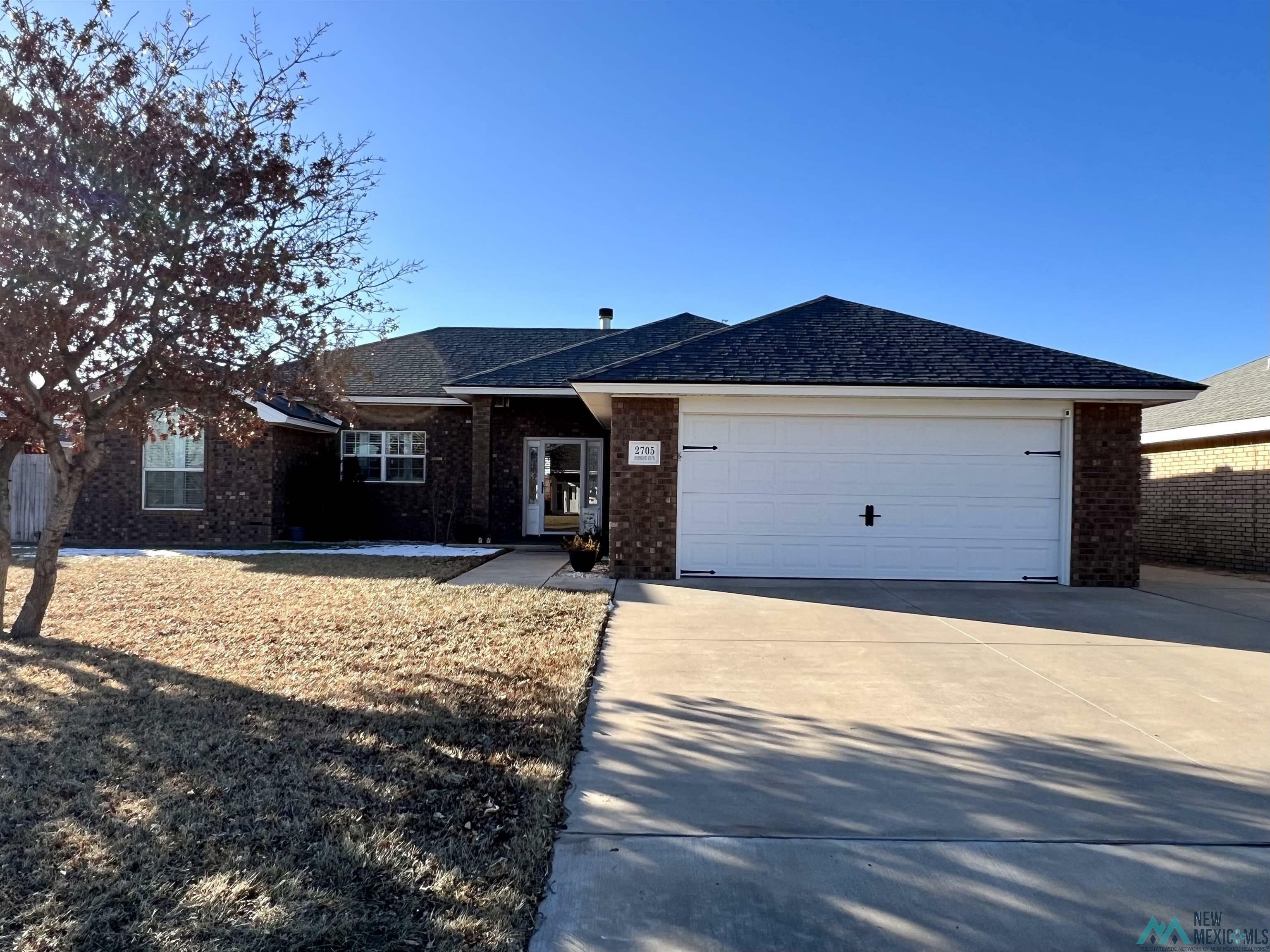 Property Photo: 2705 Hammond Boulevard NM 88101