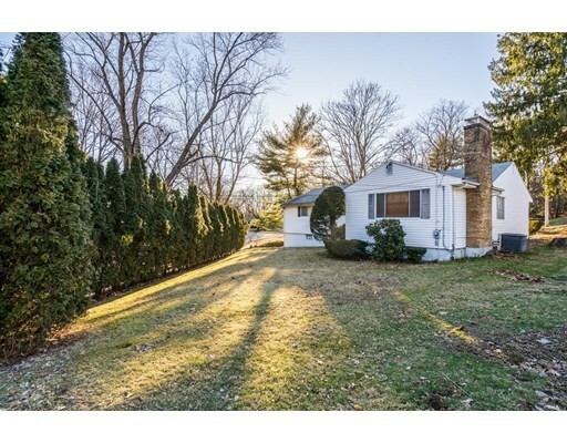 Property Photo:  41 Valley Hill Dr  MA 01602 