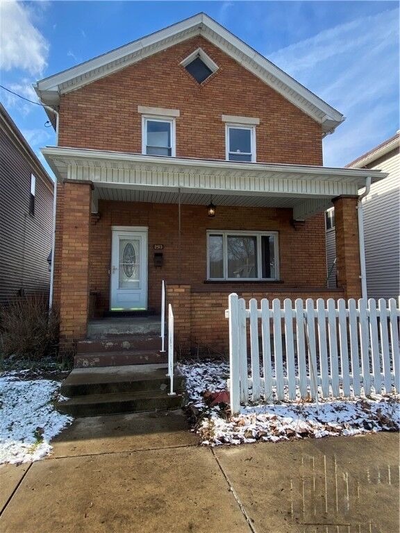 Property Photo:  2513 7th Ave  PA 15010 