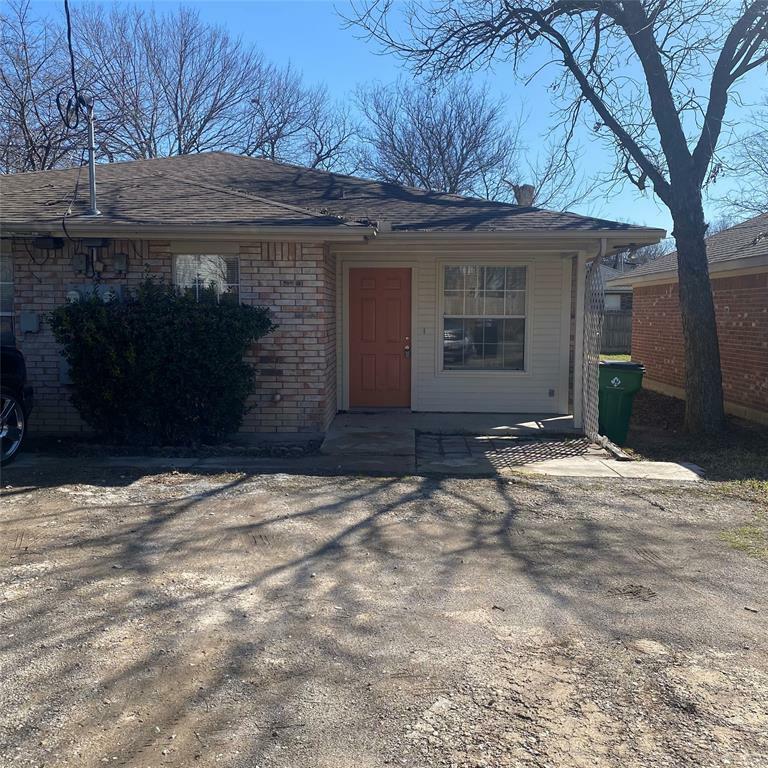 Property Photo:  620 N Jackson Street  TX 75165 