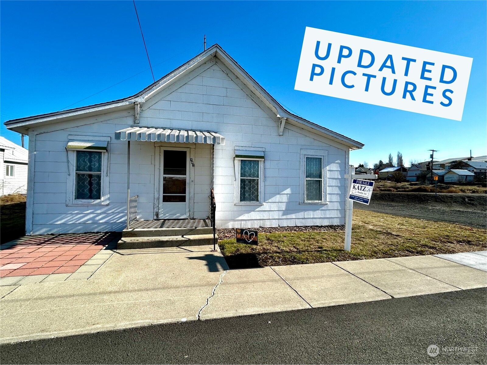 Property Photo: 107 E 1st Street WA 99159