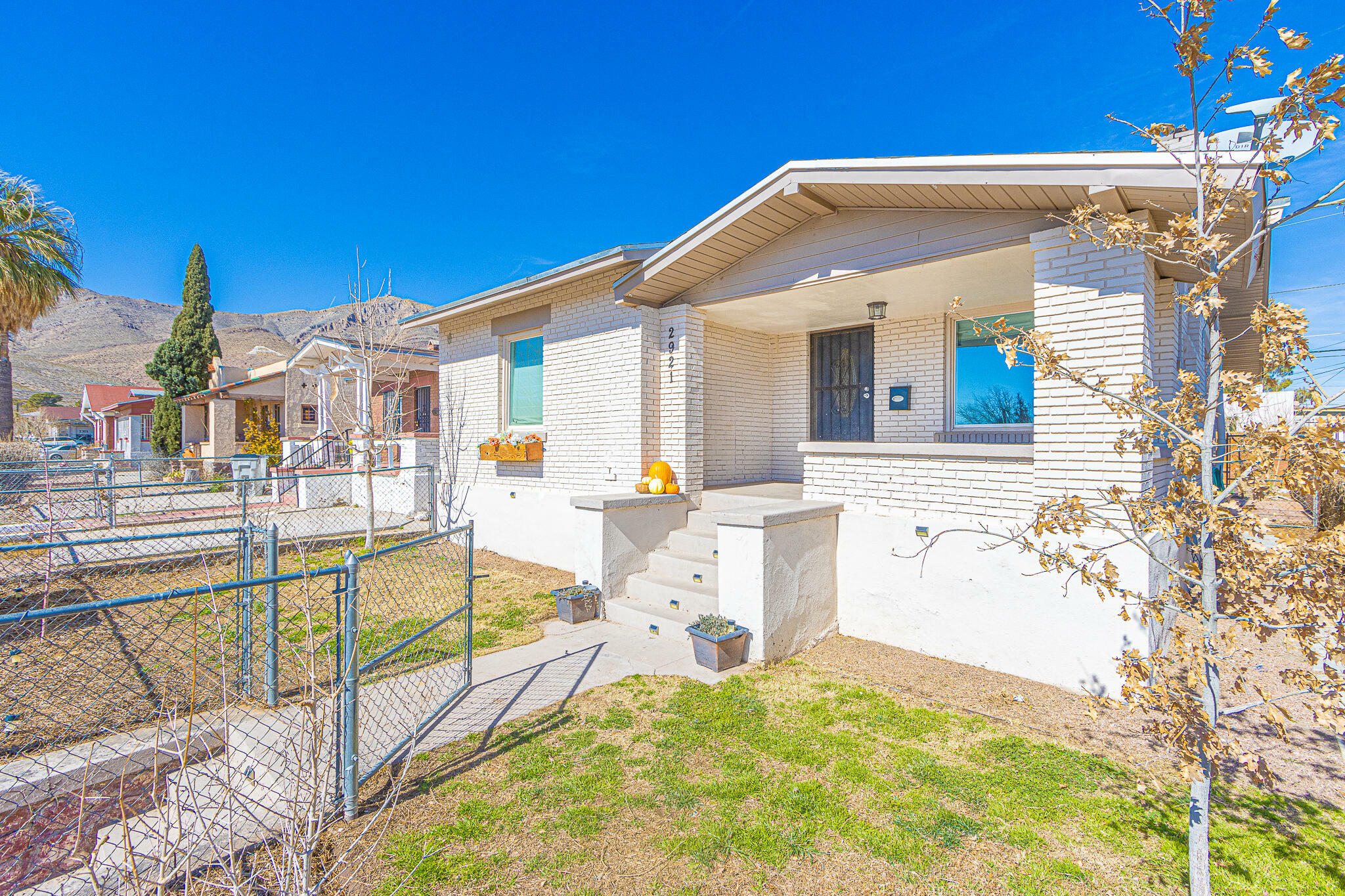 Property Photo:  2921 Altura Avenue 2  TX 79930 