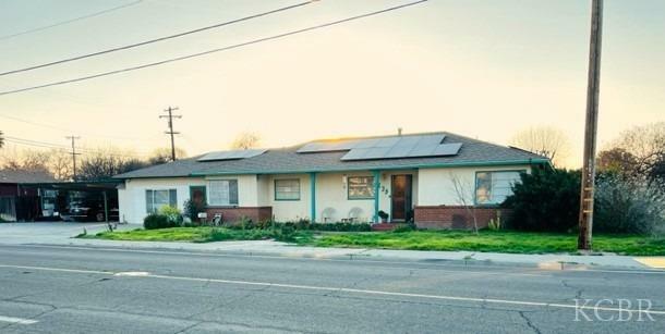 Property Photo:  135 N Olive Street  CA 93245 