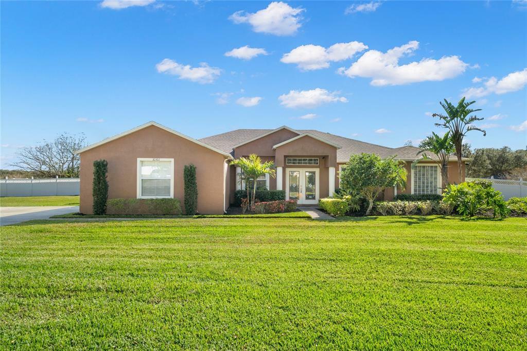 Property Photo:  10301 Bloomfield Hills Drive  FL 33584 