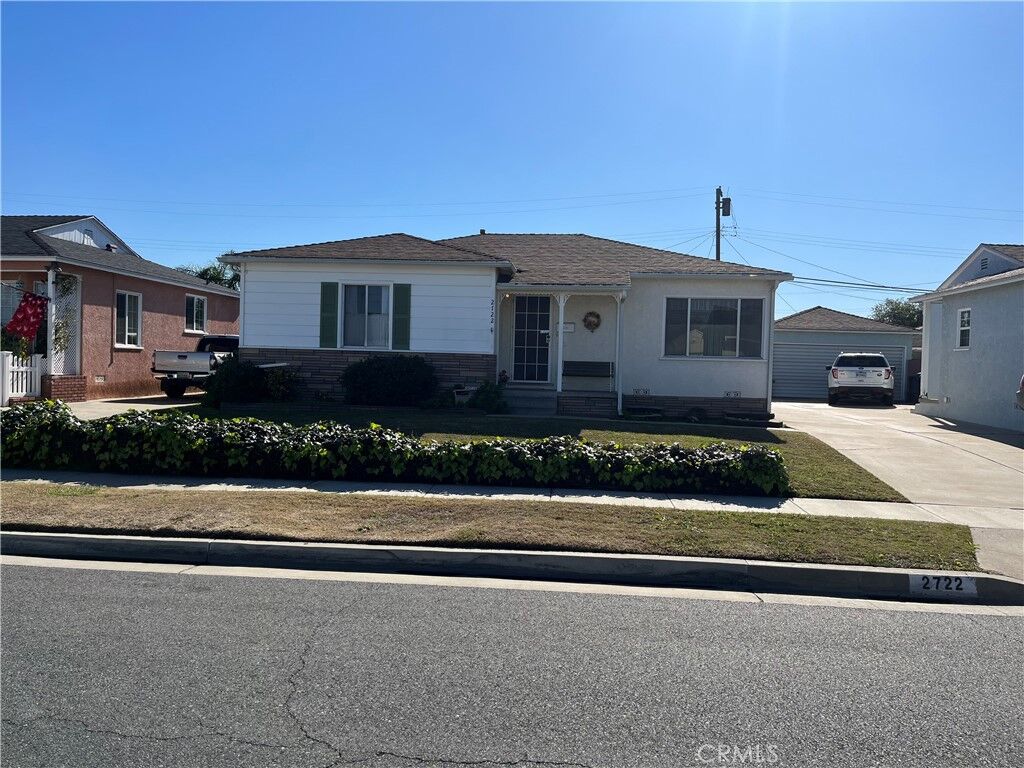 Property Photo: 2722 Dashwood Street CA 90712