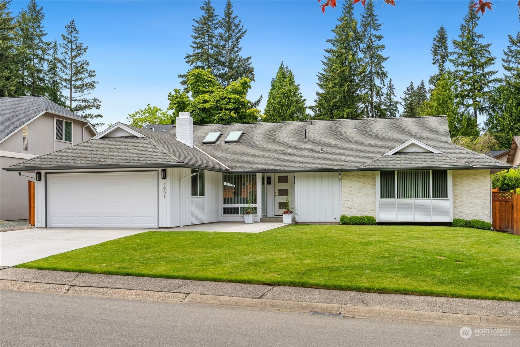 Property Photo:  2651 168th Place NE  WA 98008 