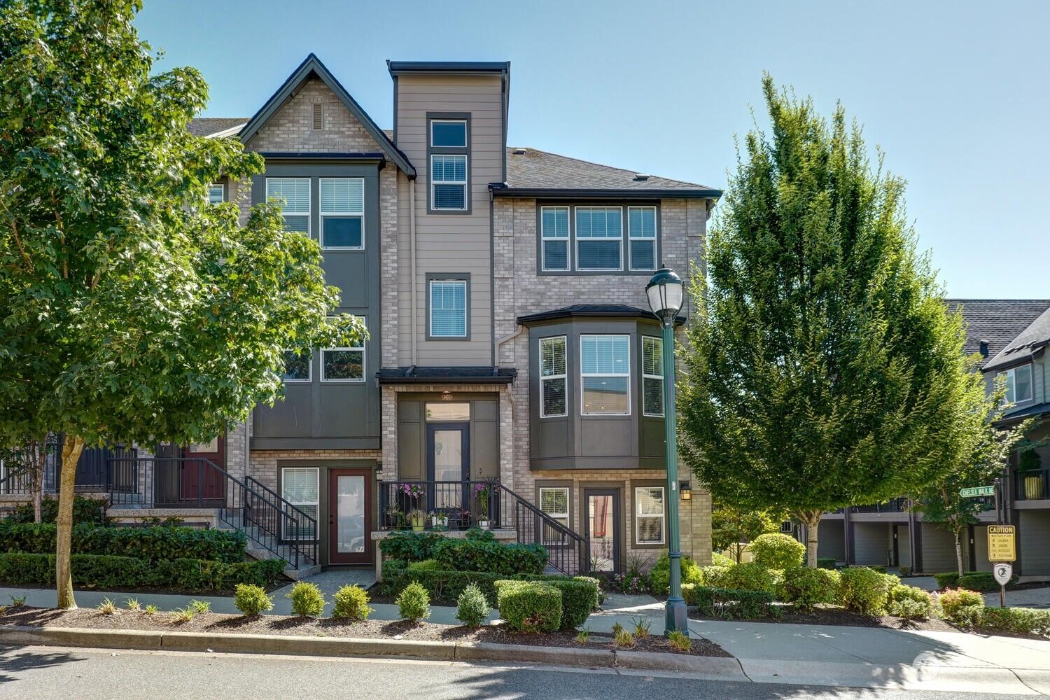 Property Photo: 969 NE Ellis Drive 5.1 WA 98029