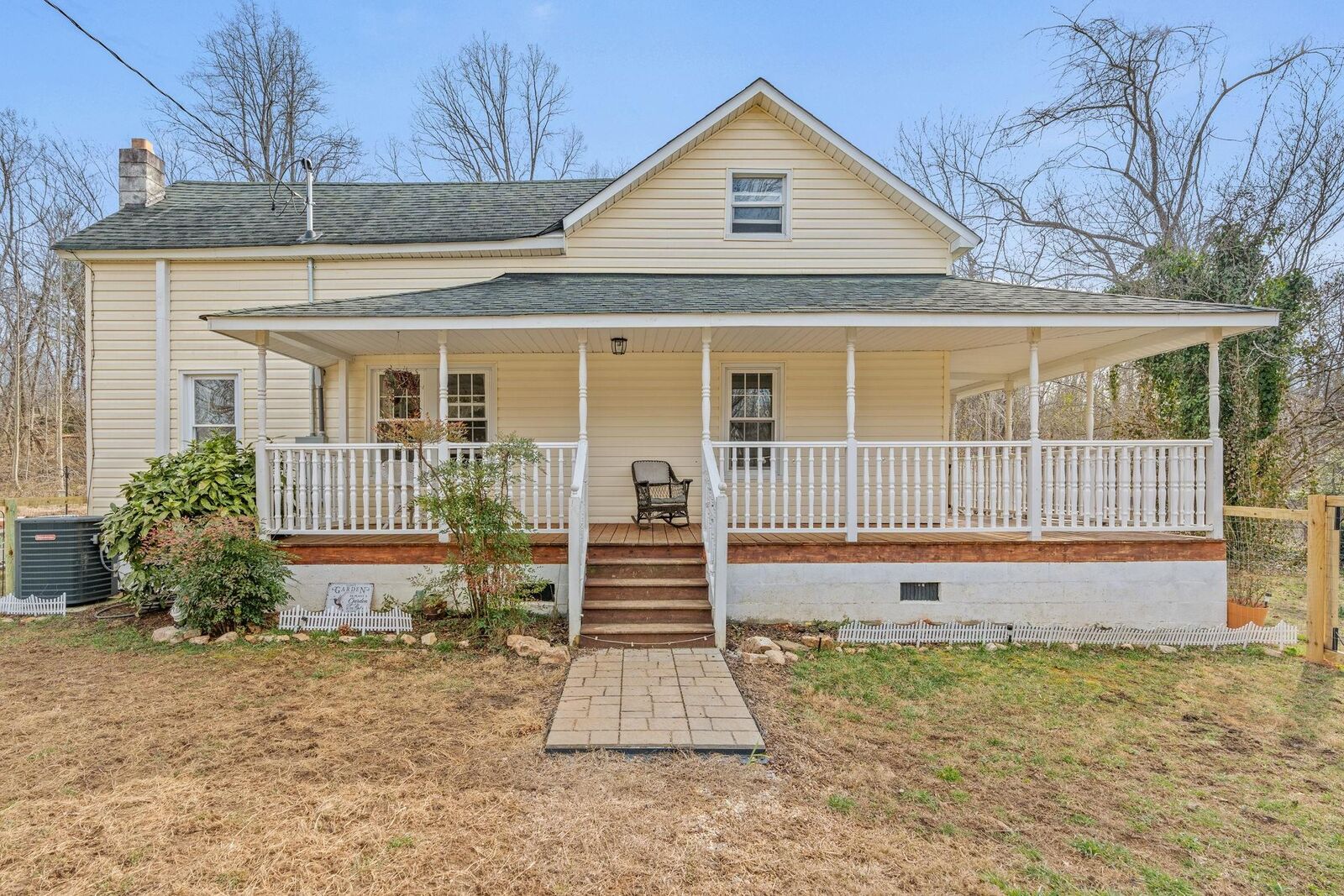 Property Photo:  35 Hurst Drive  NC 28752 