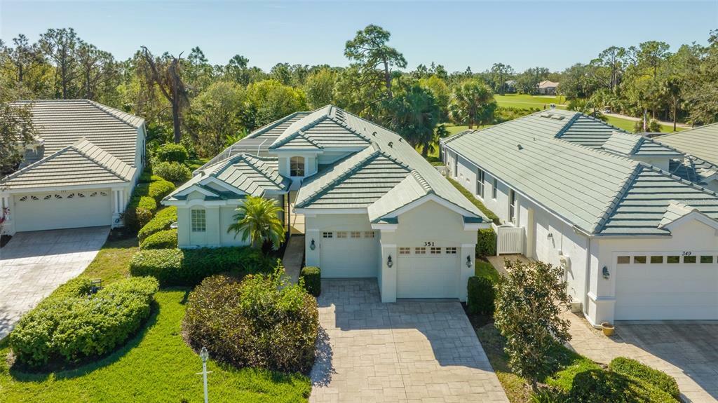 Property Photo: 351 Melrose Court FL 34292