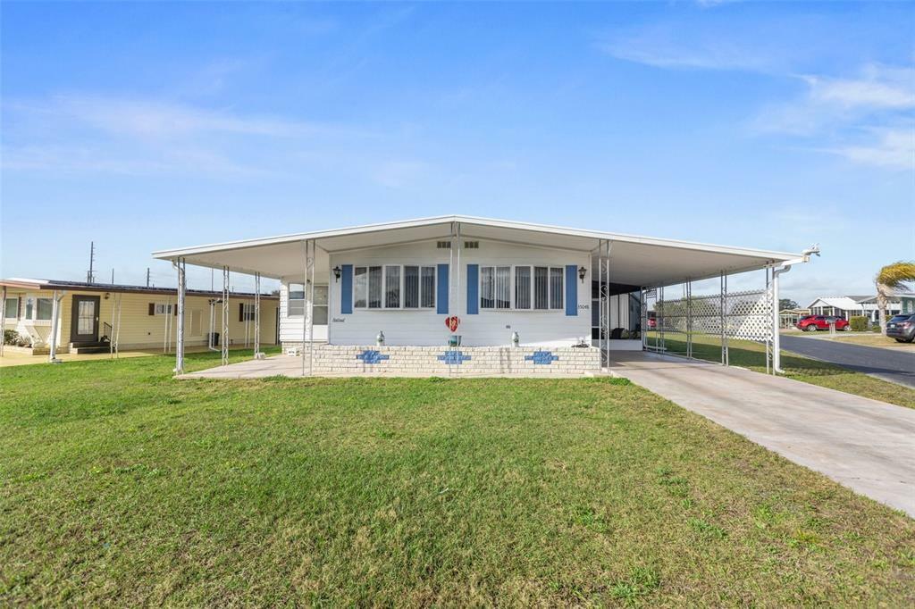 Property Photo:  35048 Zephyr Shores Drive  FL 33541 