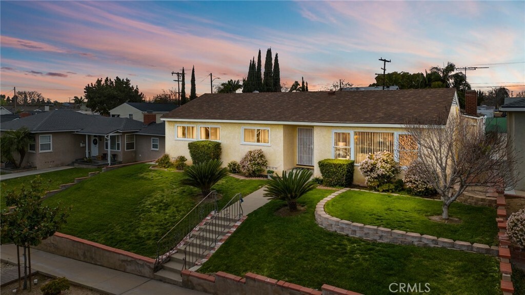 Property Photo:  415 Magnolia Avenue  CA 92821 