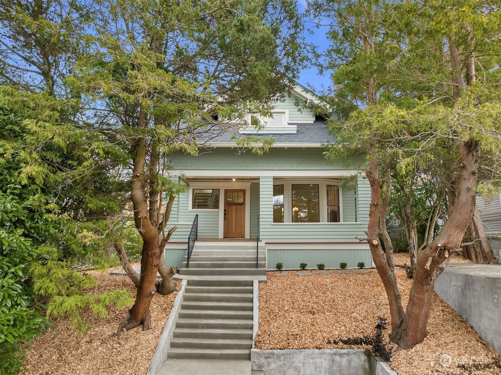 4 bed Seattle home for sale 6008 Sycamore Avenue NW, Seattle, WA 98107