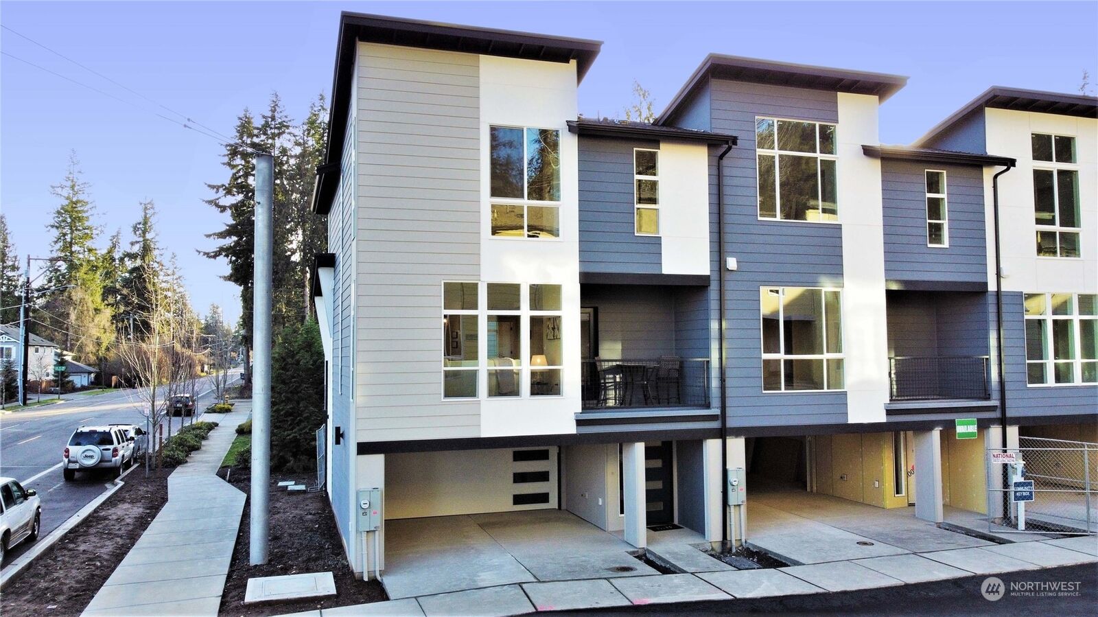 Property Photo:  13710 Ash Way B8  WA 98204 