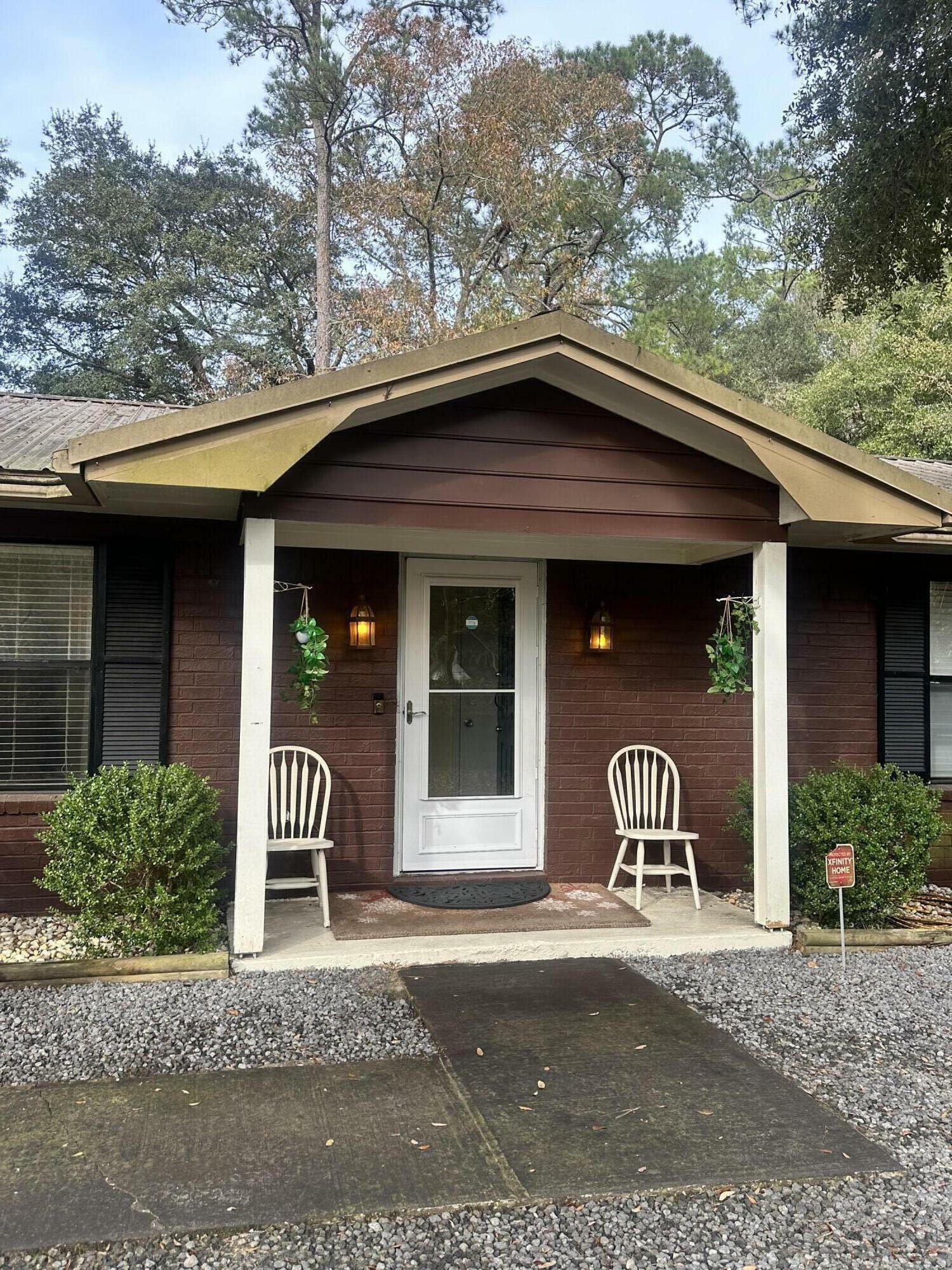 Property Photo: 5722 San Flora Avenue 29470