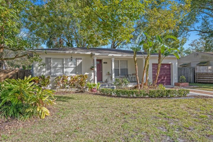 Property Photo: 2809 E Pine Street FL 32803
