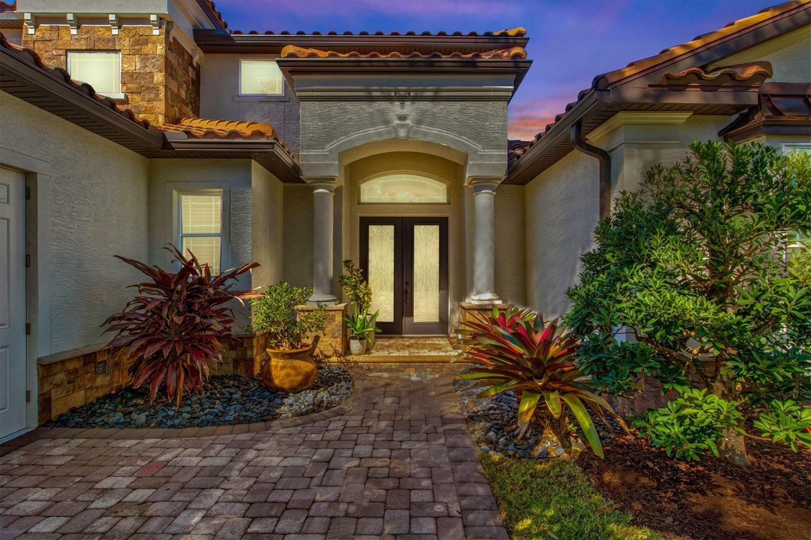 Property Photo: 1739 Waldemere Street FL 34239
