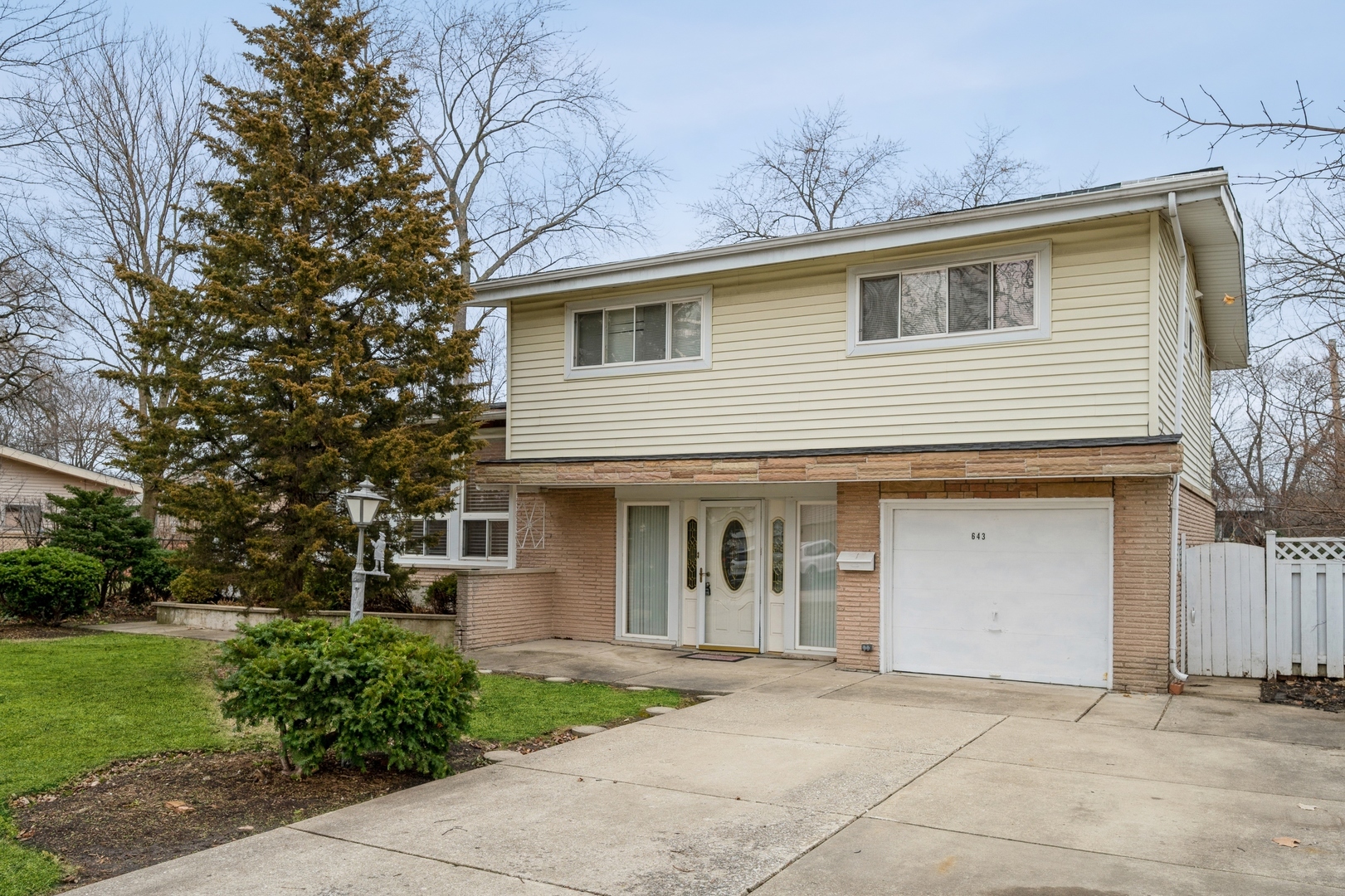 643 Clearview Drive  Glenview IL 60025 photo