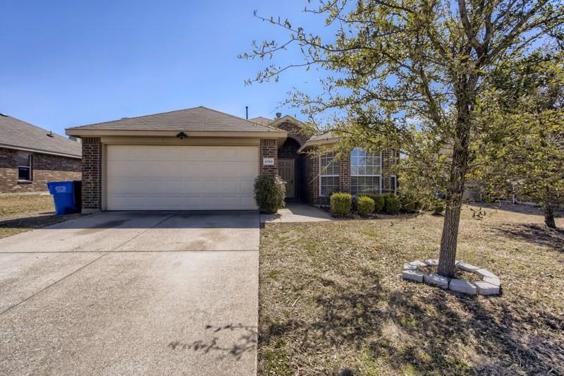 Property Photo:  2105 Thistle Lane  TX 75126 