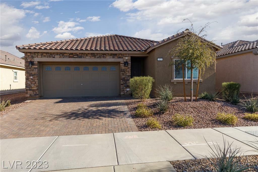 Property Photo:  323 Cadence Vista Drive  NV 89015 