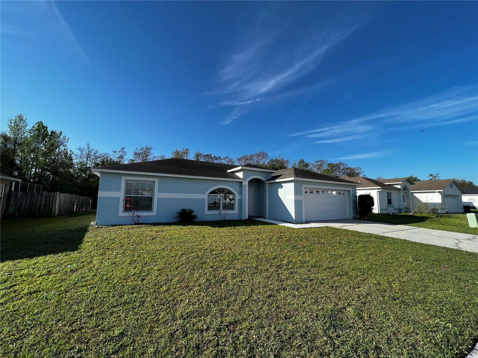 Property Photo:  5124 Heatherstone Court  FL 34758 