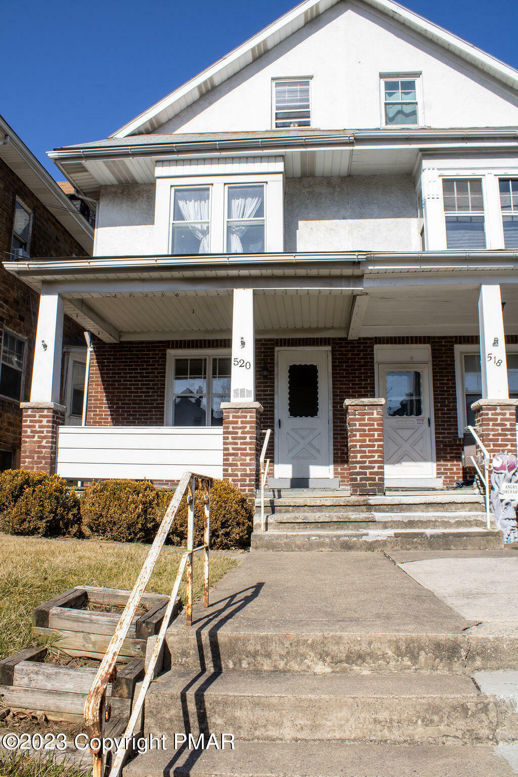 Property Photo:  520 W Union Boulevard  PA 18018 