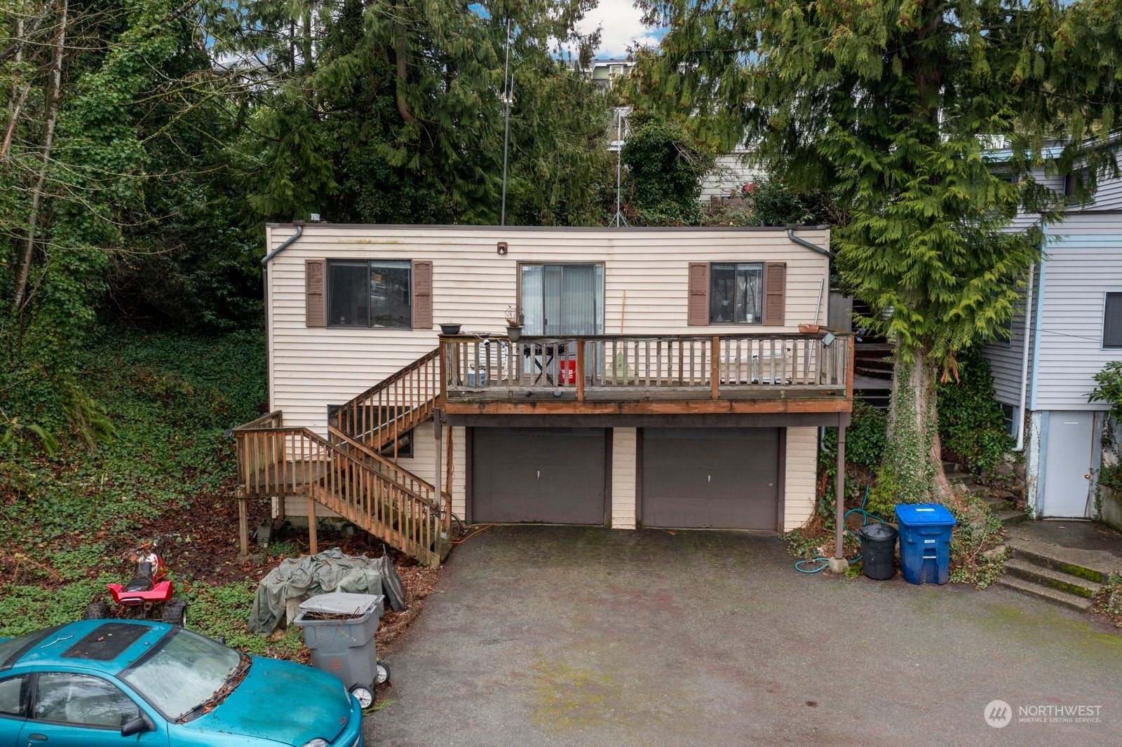 Property Photo:  8821 S 117th Street  WA 98178 