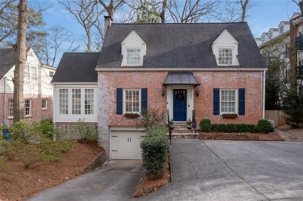 Property Photo: 3045 Peachtree Drive NE GA 30305